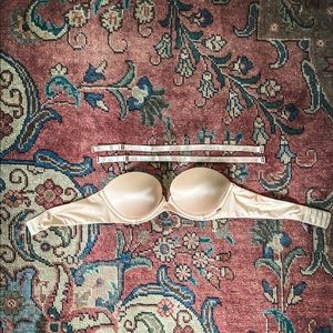 Victoria Secret Very Sexy strapless bra